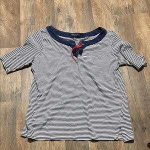Jones New York Navy and White Striped Top with Red Tie